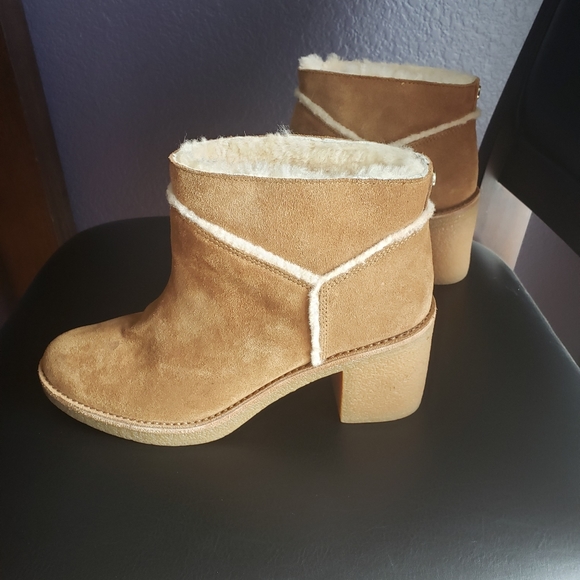 Ugg booties - Picture 1 of 7